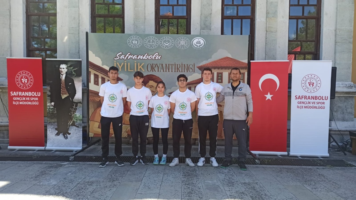 OKULUMUZ ÖĞRENCİLERİ TARİHİ ÇARŞIDA  İYİLİK ORYANTİRİNGİNE KATILDI